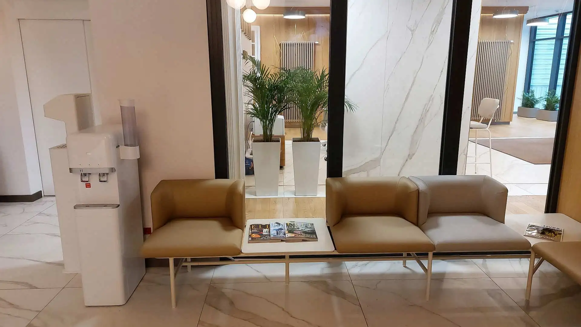 bezbutlowy dystrybutor wody filtrowanej, zalety i wady, dello.com.pl, strefa wiedzy, blog